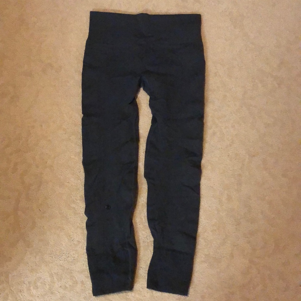 Lululemon grey leggings Size 6